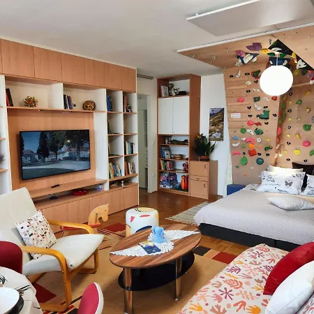 Apartma Velesa Race Zewnętrze zdjęcie