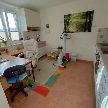 Apartma Velesa Race Zewnętrze zdjęcie