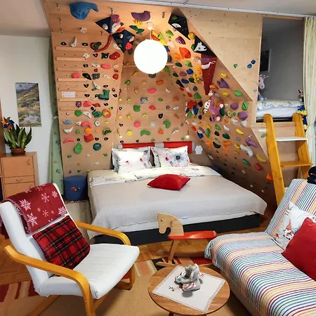 Apartma Velesa Race Zewnętrze zdjęcie